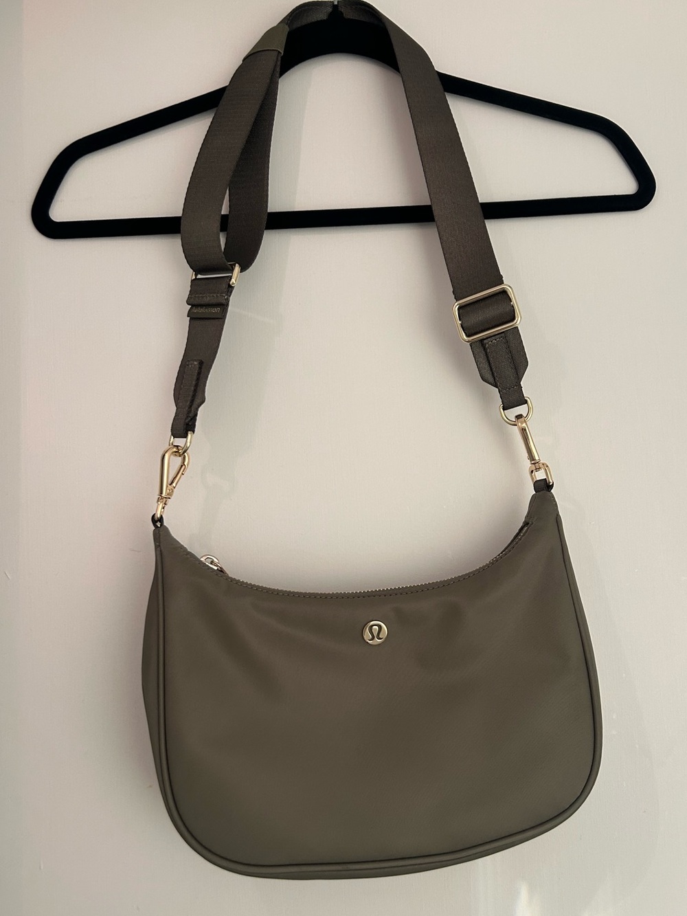 lululemon athletica Olive Shoulder Crossbody with Gold Hardware